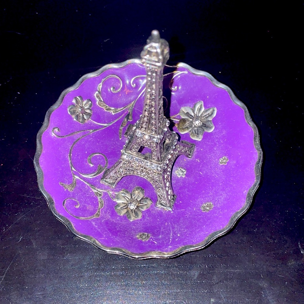Paris ring holder dish ⭐️2 FOR $30⭐️